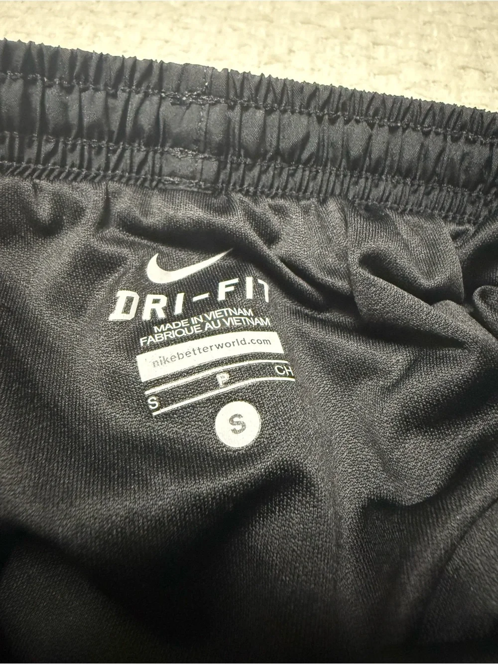 Nike black women’s running shorts size small